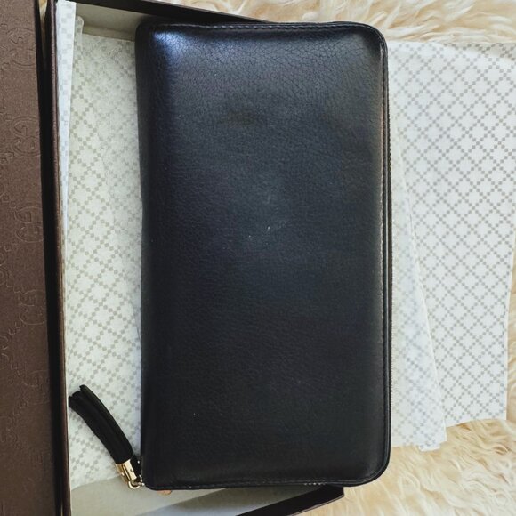 Gucci Black Pebbled Leather Continental Wallet with Tassel - Picture 4 of 12